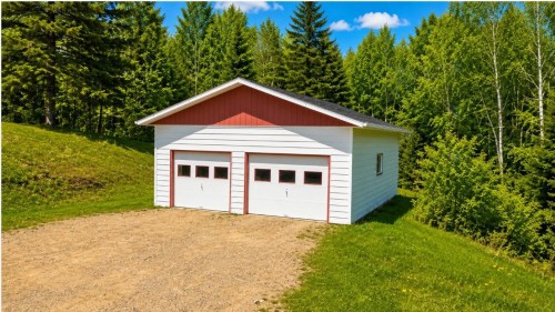 Garage - 6560 Ch. Brassard, Saint-Zénon, QC 