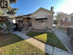 93 MCINTOSH STREET  Toronto, ON M1N 3Y6