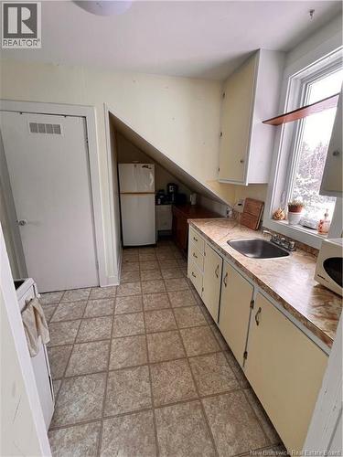 355 Hampton Road, Quispamsis, NB - Indoor Photo Showing Kitchen
