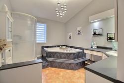 Salle de bains attenante à la CCP - 