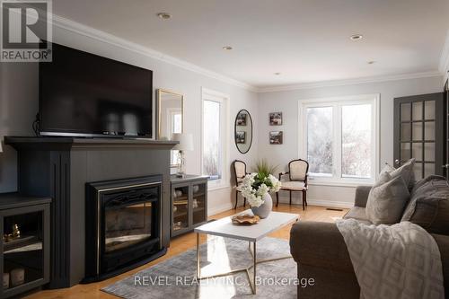 14227 Trafalgar Road, Halton Hills, ON - Indoor Photo Showing Living Room With Fireplace