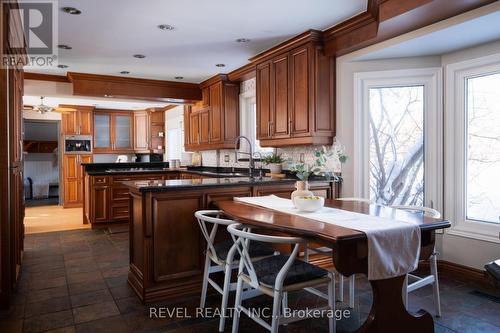 14227 Trafalgar Road, Halton Hills, ON - Indoor