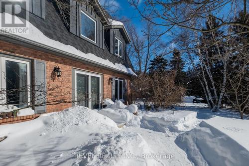 14227 Trafalgar Road, Halton Hills, ON - Outdoor