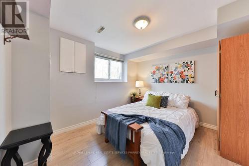 2420 Mainroyal Street, Mississauga, ON - Indoor Photo Showing Bedroom