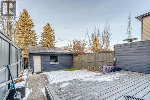 1910 48 Avenue Sw, Calgary, AB - Outdoor With Exterior