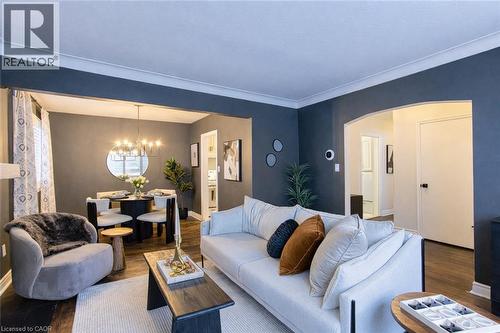 111 Leitch Drive, Grimsby, ON 