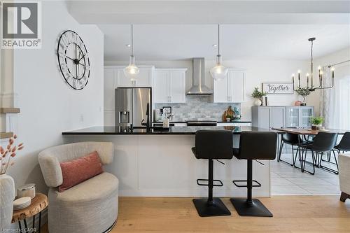 447 Moorlands Crescent, Kitchener, ON - Indoor Photo Showing Kitchen With Upgraded Kitchen