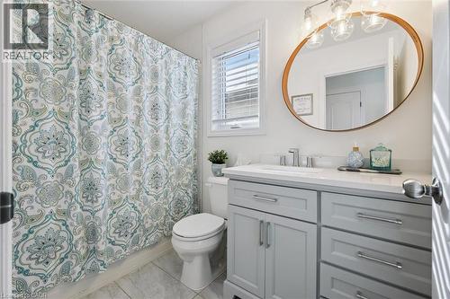 447 Moorlands Crescent, Kitchener, ON - Indoor Photo Showing Bathroom