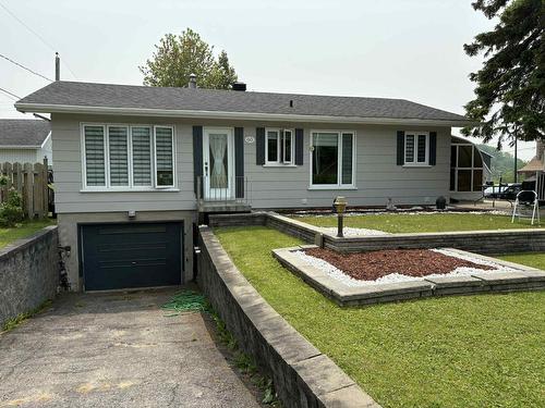 Façade - 60 Rue J.-A.-Tardif, Beaupré, QC - Outdoor