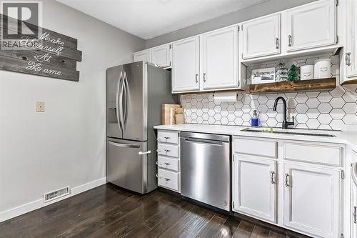 Kitchen - 29 Green Meadow Crescent, Strathmore, AB - Indoor Photo Showing Kitchen