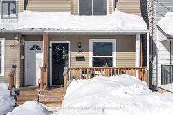 24 QUEENSDALE AVENUE  Toronto, ON M4J 1X9