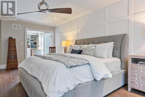 24 Cayuga Avenue, Mississauga, ON - Indoor Photo Showing Bedroom