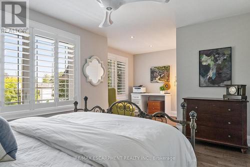 24 Cayuga Avenue, Mississauga, ON - Indoor Photo Showing Bedroom
