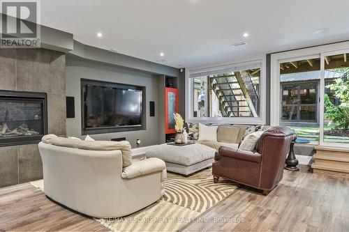 24 Cayuga Avenue, Mississauga, ON - Indoor Photo Showing Living Room With Fireplace