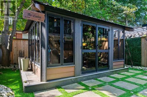 24 Cayuga Avenue, Mississauga, ON - Outdoor