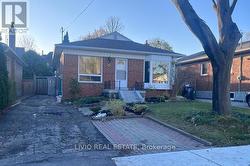 (BASEMENT) - 22 NORTHAMPTON DRIVE W  Toronto, ON M9B 4S6