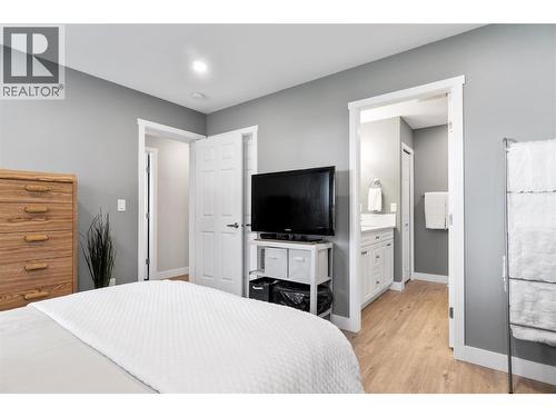 728 Elderberry Walk, Sicamous, BC 