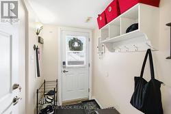 Walk out separate entrance for lower apartment - 