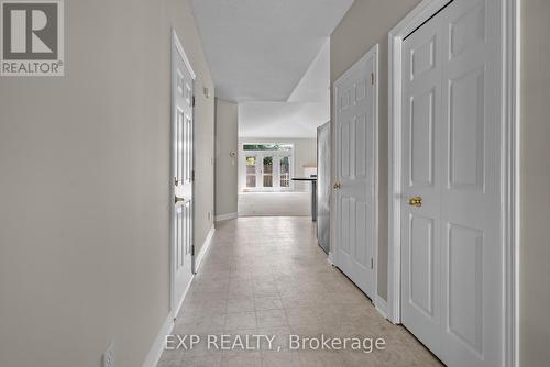 23 - 5595 Drummond Road, Niagara Falls (Hospital), ON - Indoor Photo Showing Other Room