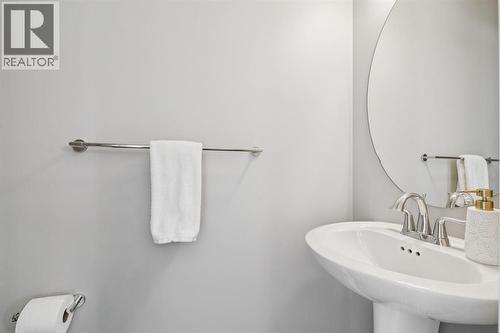 322 Cranford Park Se, Calgary, AB - Indoor Photo Showing Bathroom