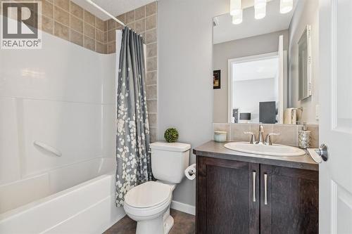 322 Cranford Park Se, Calgary, AB - Indoor Photo Showing Bathroom