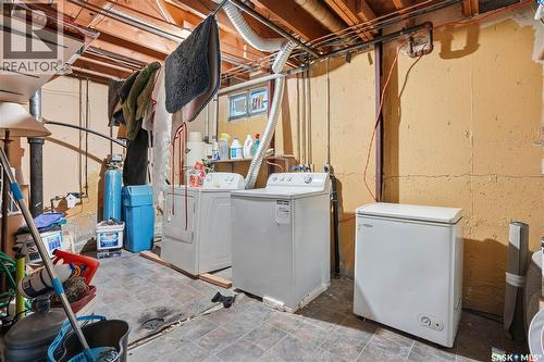 4111 Mcphail Avenue, Regina, SK - Indoor Photo Showing Laundry Room