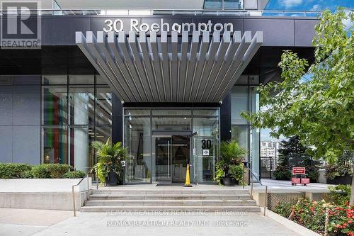 1501 - 30 Roehampton Avenue, Toronto, ON - Outdoor