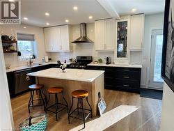 31 WEIR Street S  Hamilton, ON L8K 3A3