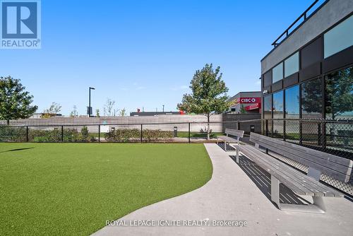 906 - 2550 Simcoe Street N, Oshawa, ON - Outdoor