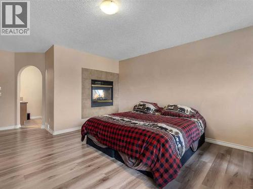 Primary - 60 Sherwood Way Nw, Calgary, AB - Indoor Photo Showing Bedroom
