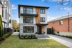1141 GLENGROVE AVENUE  Toronto, ON M6B 2K5