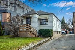 1141 GLENGROVE AVENUE  Toronto, ON M6B 2K5