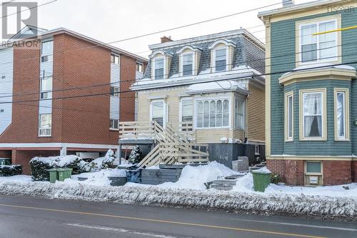 Ideally situated on Gottingen St - 2542 Gottingen Street, Halifax, NS - Outdoor With Facade
