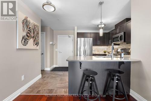 302 - 106 Bard Boulevard, Guelph, ON - Indoor Photo Showing Kitchen With Upgraded Kitchen