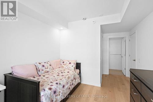 1802 - 180 George Street, Ottawa, ON - Indoor