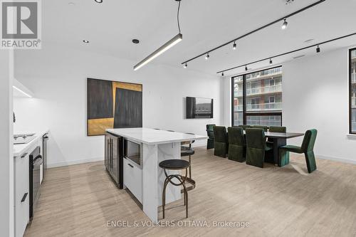 1802 - 180 George Street, Ottawa, ON - Indoor Photo Showing Kitchen