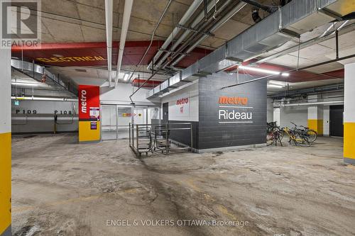 1802 - 180 George Street, Ottawa, ON - Indoor Photo Showing Garage