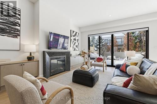 10 Brant Avenue, Mississauga, ON - Indoor Photo Showing Living Room With Fireplace