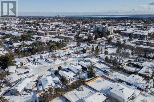 4017 Kingston Court, Burlington, ON - Outdoor With View