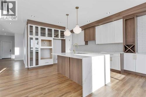 19 Everson Close, Red Deer, AB - Indoor Photo Showing Kitchen