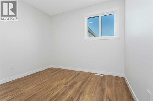 19 Everson Close, Red Deer, AB - Indoor Photo Showing Other Room