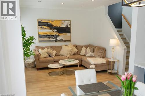 4614 Keystone Crescent, Burlington, ON - Indoor Photo Showing Living Room
