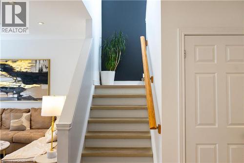 4614 Keystone Crescent, Burlington, ON - Indoor Photo Showing Other Room