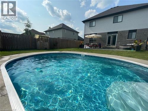 32 Hudson Drive, Cayuga, ON - Outdoor With In Ground Pool