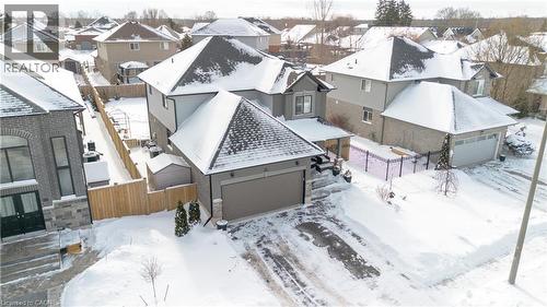 32 Hudson Drive, Cayuga, ON - Outdoor