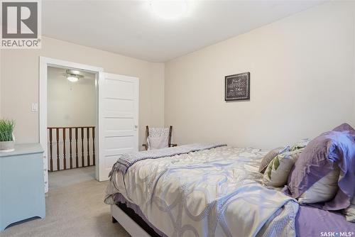 923 7Th Avenue N, Saskatoon, SK - Indoor Photo Showing Bedroom