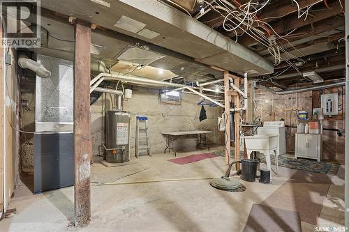 923 7Th Avenue N, Saskatoon, SK - Indoor Photo Showing Basement