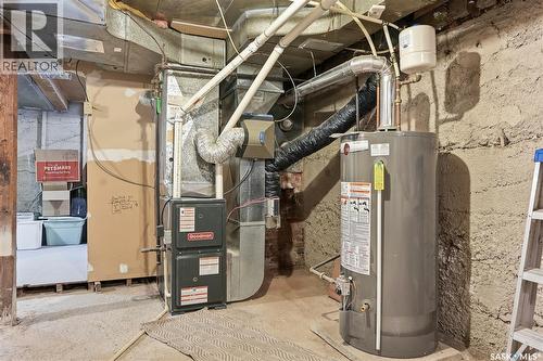 923 7Th Avenue N, Saskatoon, SK - Indoor Photo Showing Basement