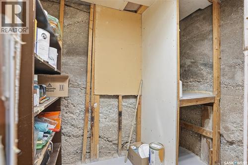 923 7Th Avenue N, Saskatoon, SK - Indoor