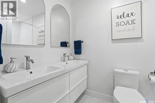 115 Whiteswan Drive, Saskatoon, SK - Indoor Photo Showing Bathroom